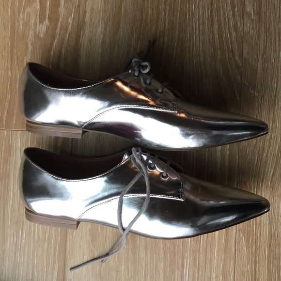 Tildon Astoria Oxford [make an offer!] - Picture 2 of 6